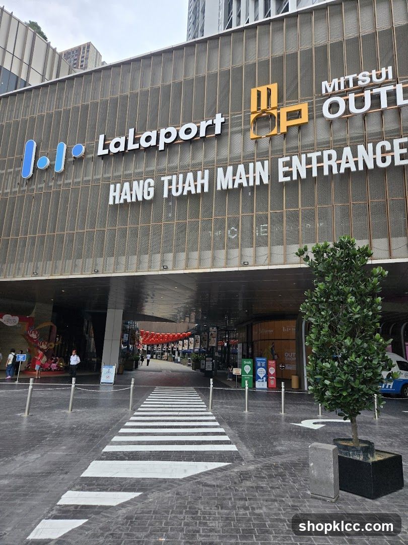 Lalaport Transportation Hub (KL <> Singapore)