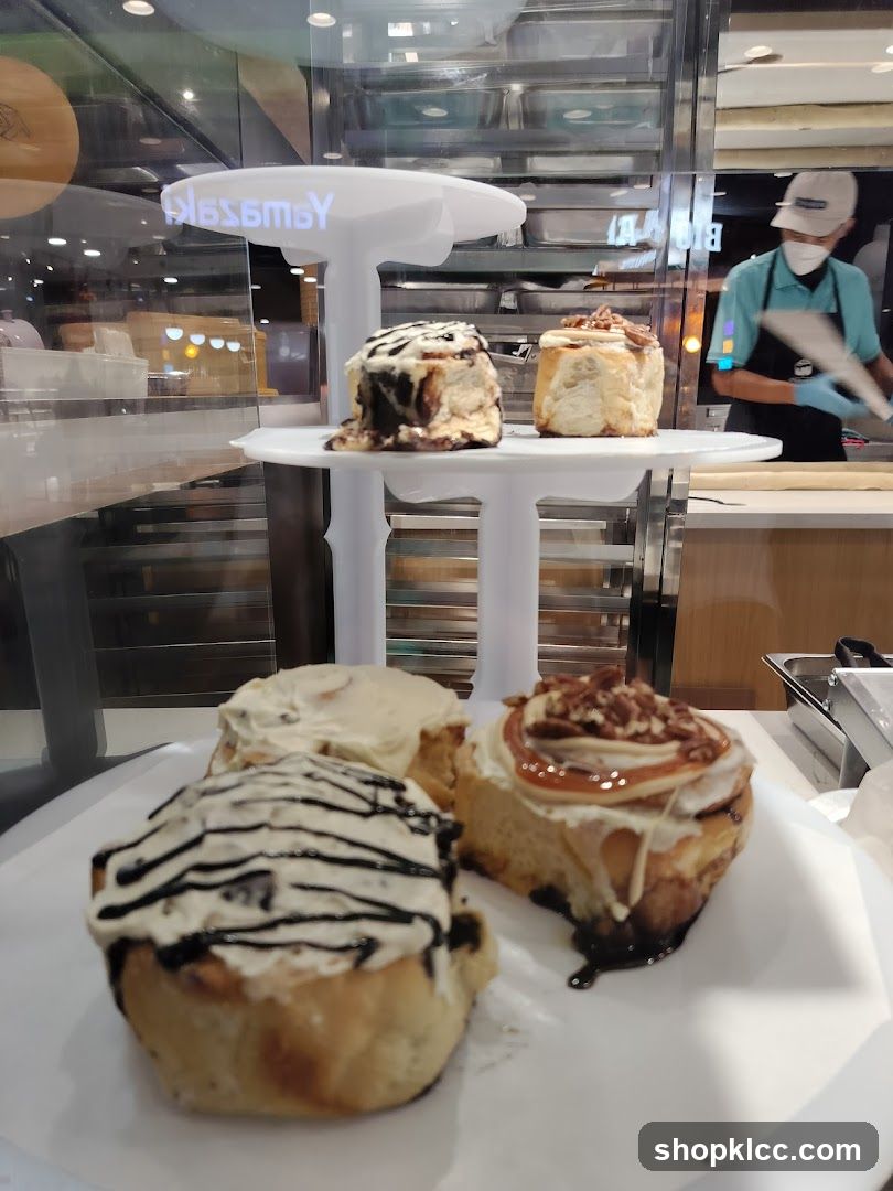 Cinnabon