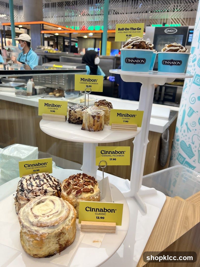 Cinnabon Display