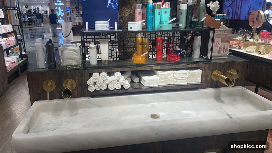 Rituals Store Display