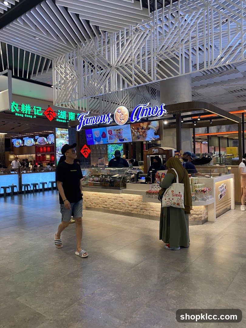 Famous Amos Cookies Store