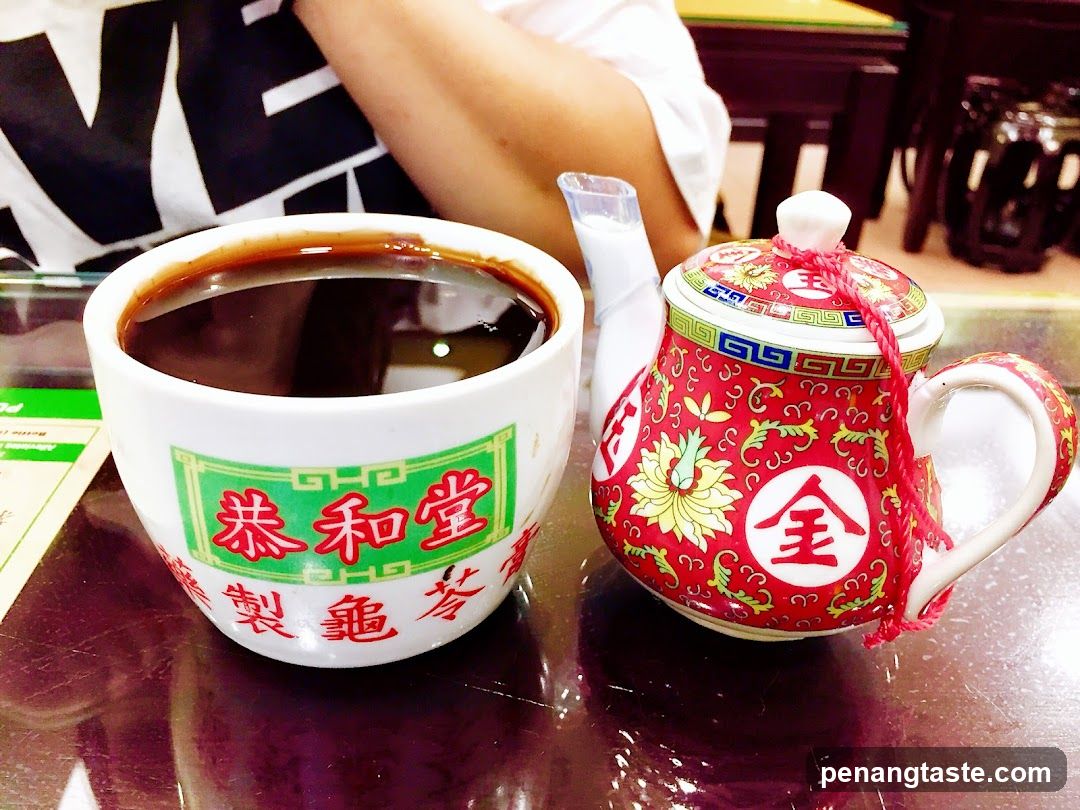 Traditional Tea Set