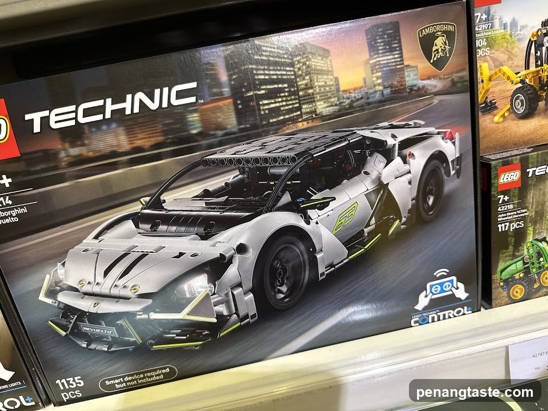 LEGO Technic Lamborghini Model