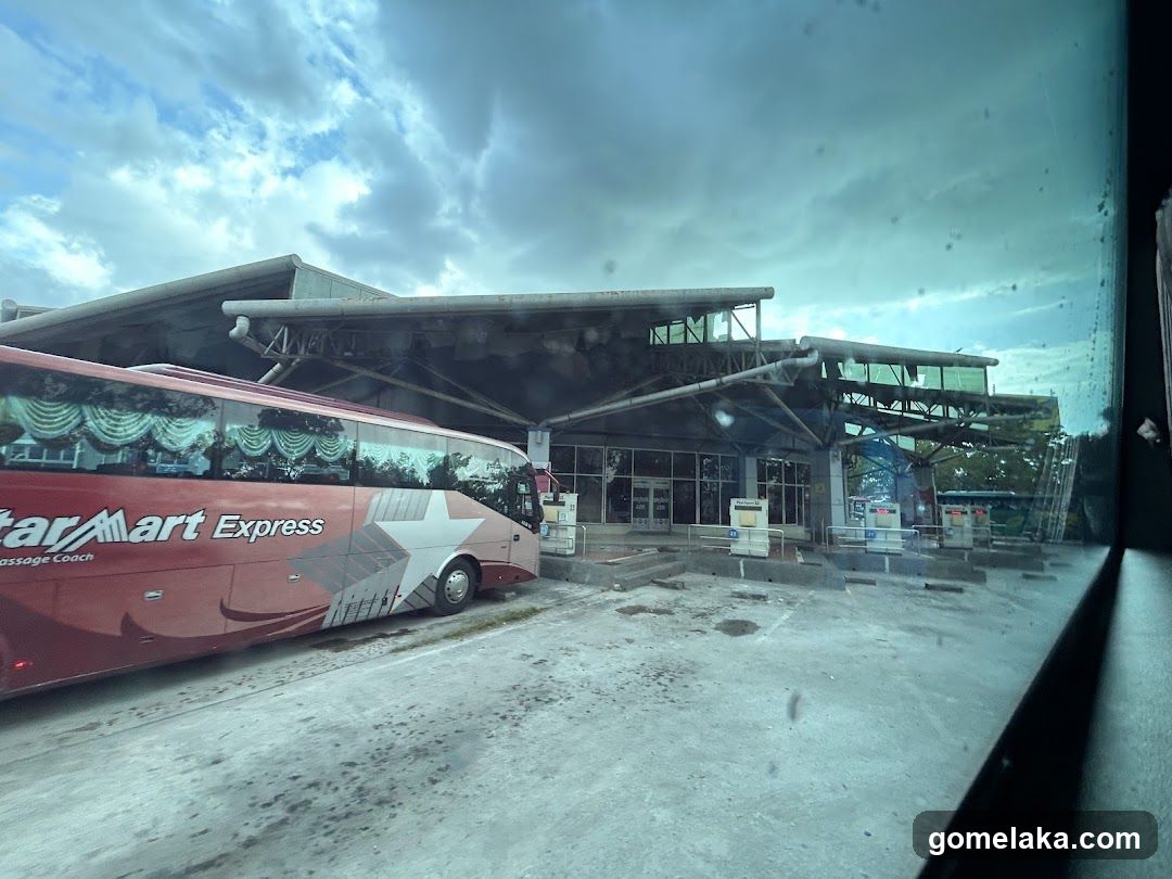 Bus terminal exterior view