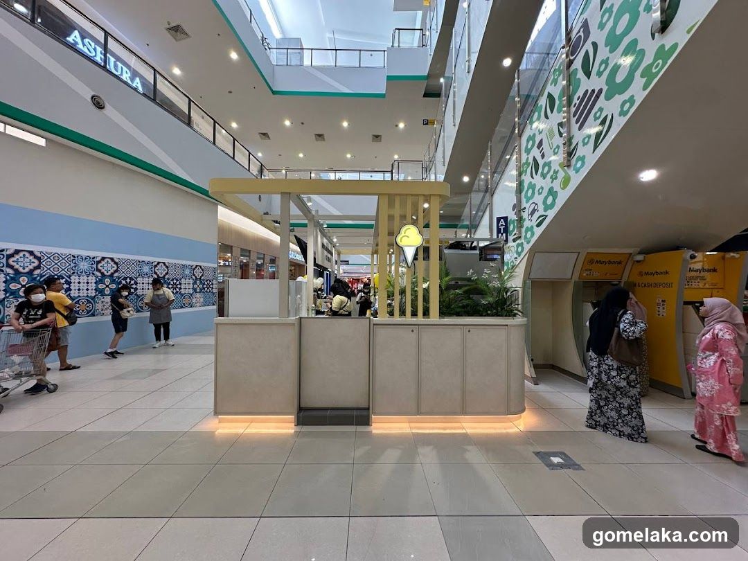 Shopping Mall Interior