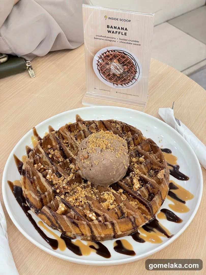 Banana Waffle at Inside Scoop