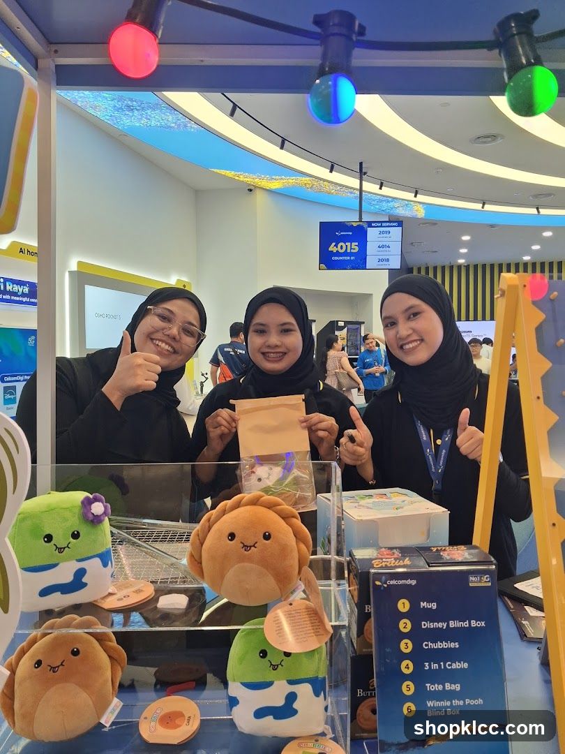 Employees at a counter