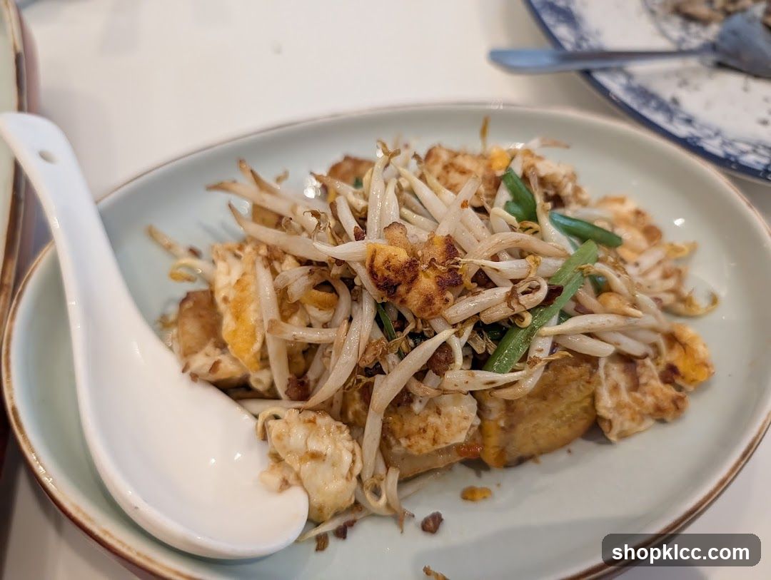 Tofu and Bean Sprout Stir-fry