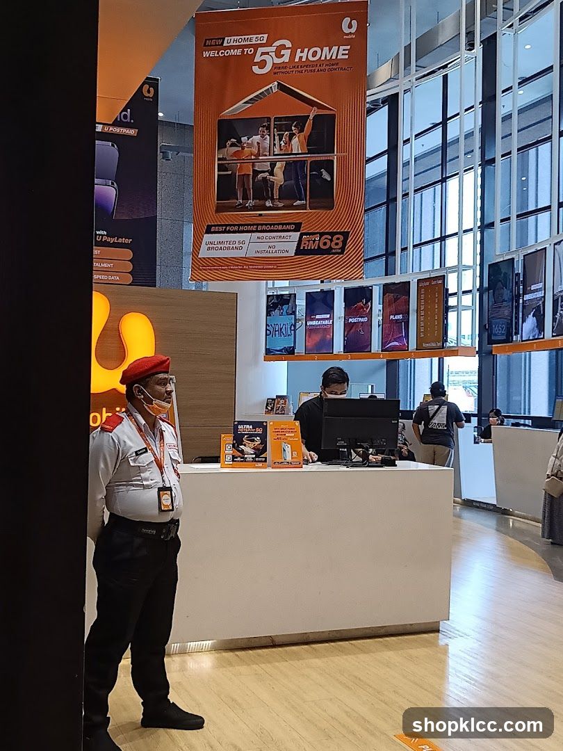 U Mobile Store Interior