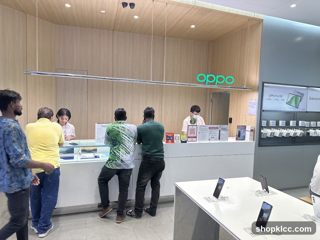 Oppo Store Interior