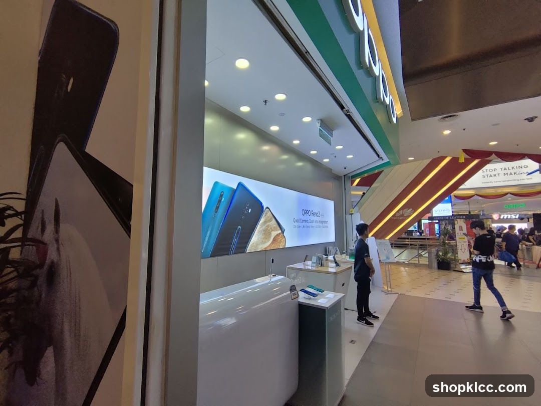 OPPO EXPERIENCE STORE LOW YAT CS3