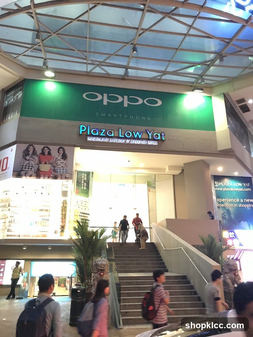 Plaza Low Yat