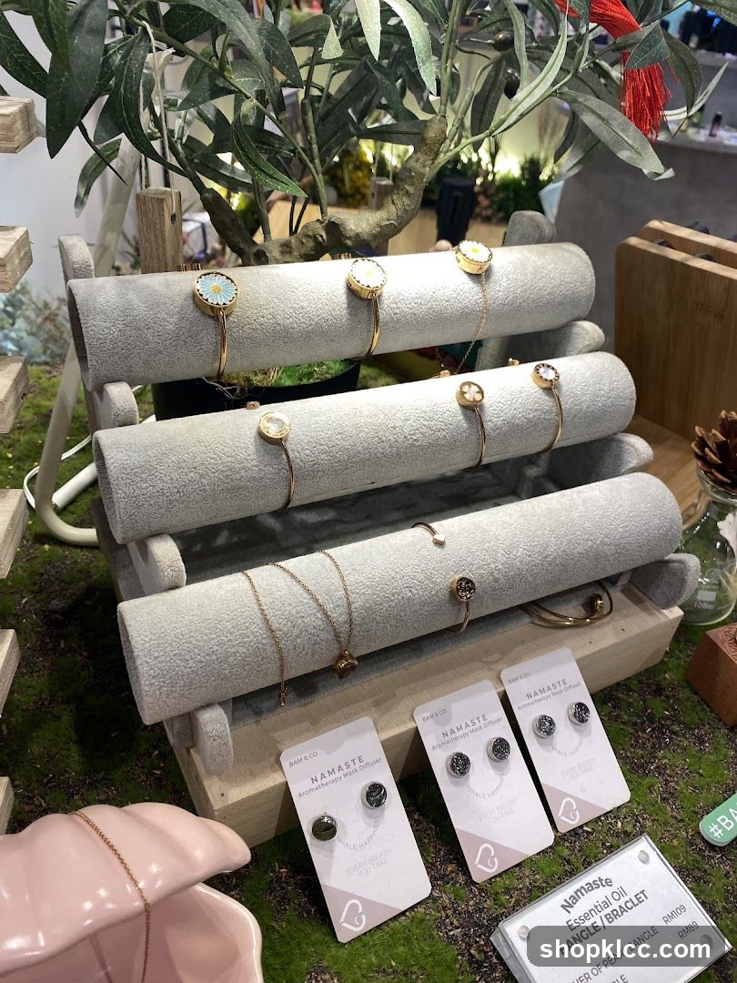 Jewelry and Aromatherapy Display