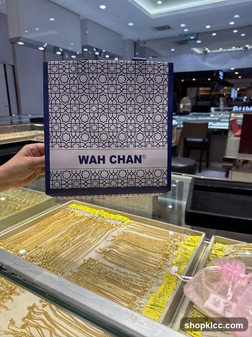 Wah Chan Shopping Bag