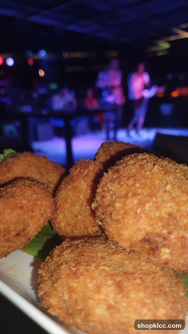 Fried Appetizers in a Bar Setting