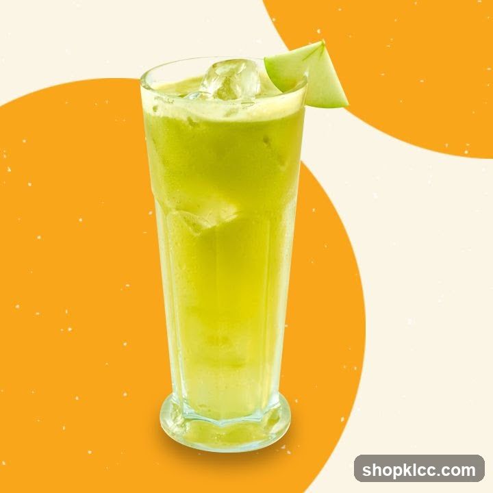 Green Juice with Apple Garnish
