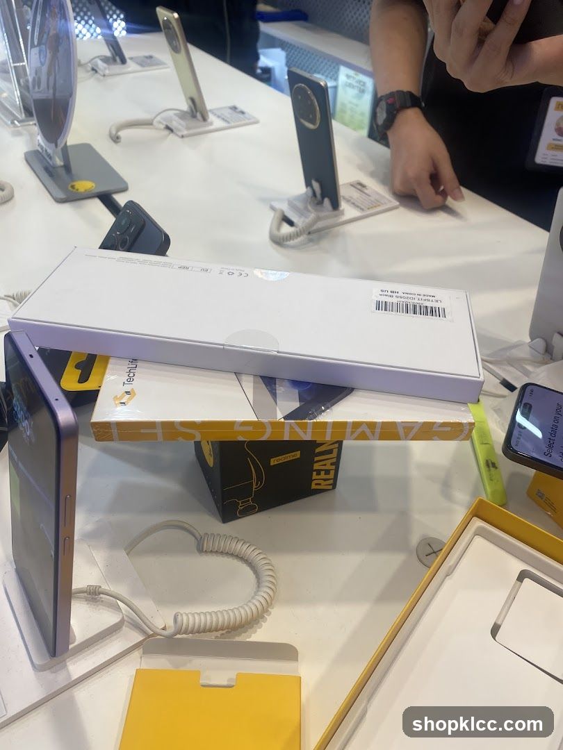 Electronics Store Display