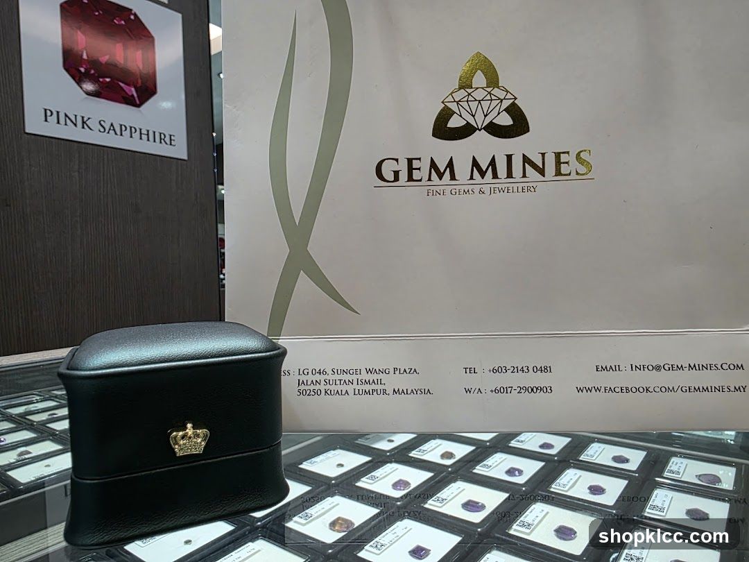 Gemstones and Jewellery Display