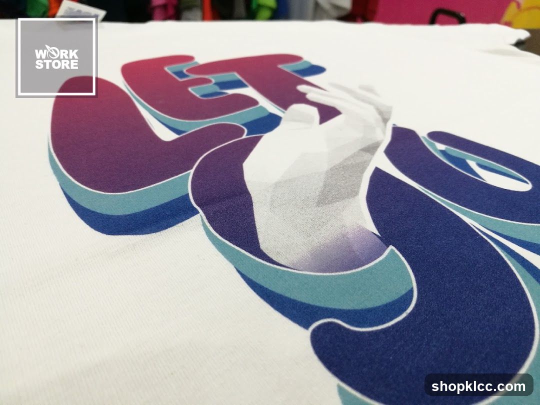 T-shirt with graphic print