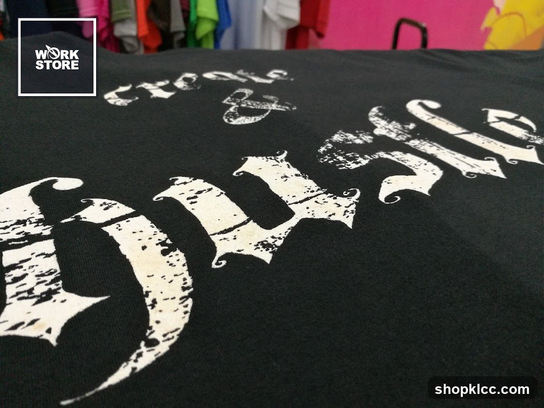 T-shirt with graphic print