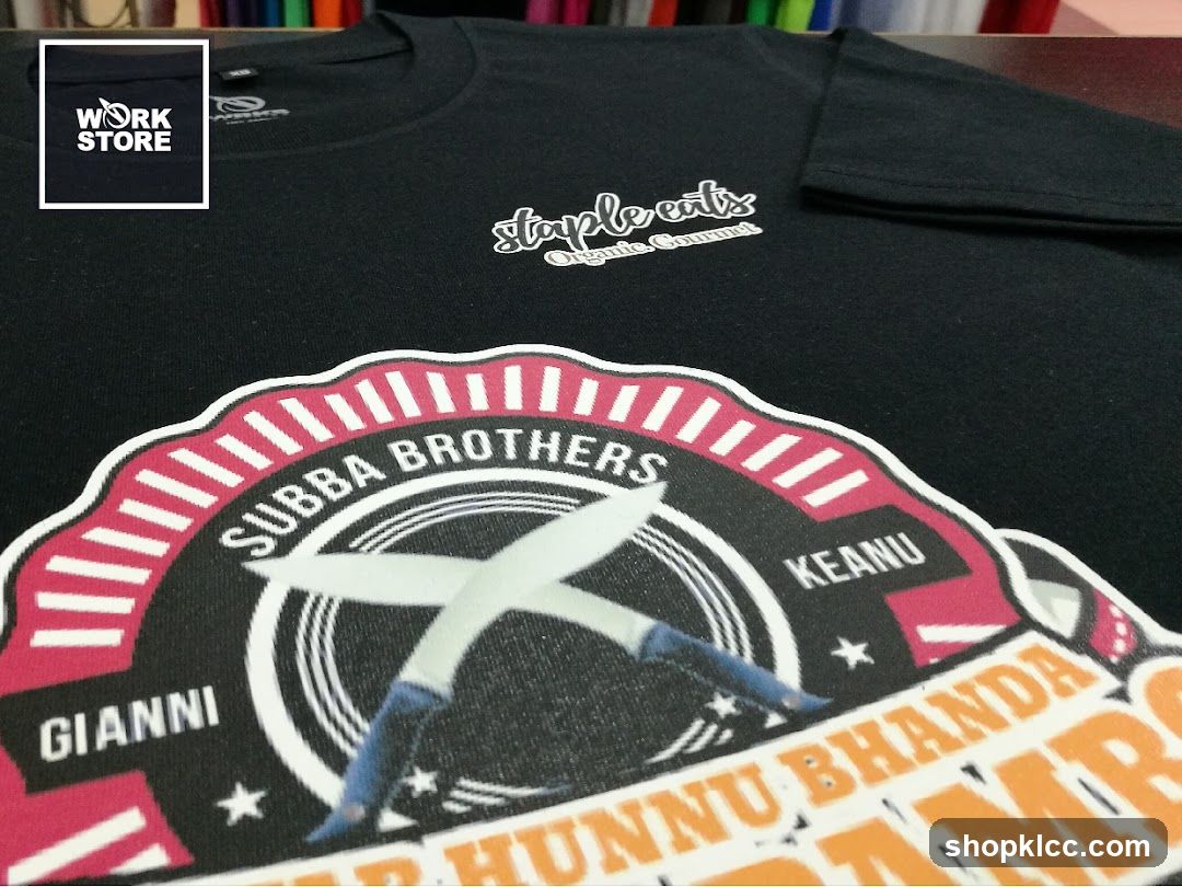 Black T-shirt with graphic prints