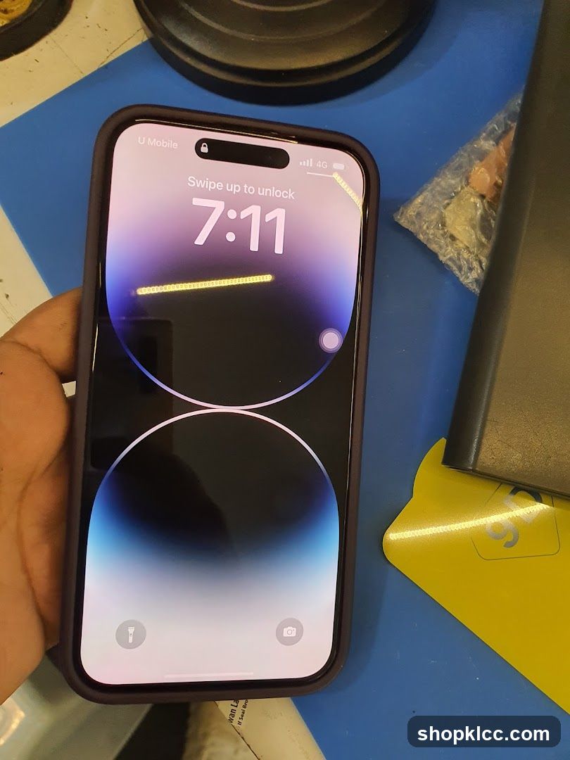iPhone Lock Screen