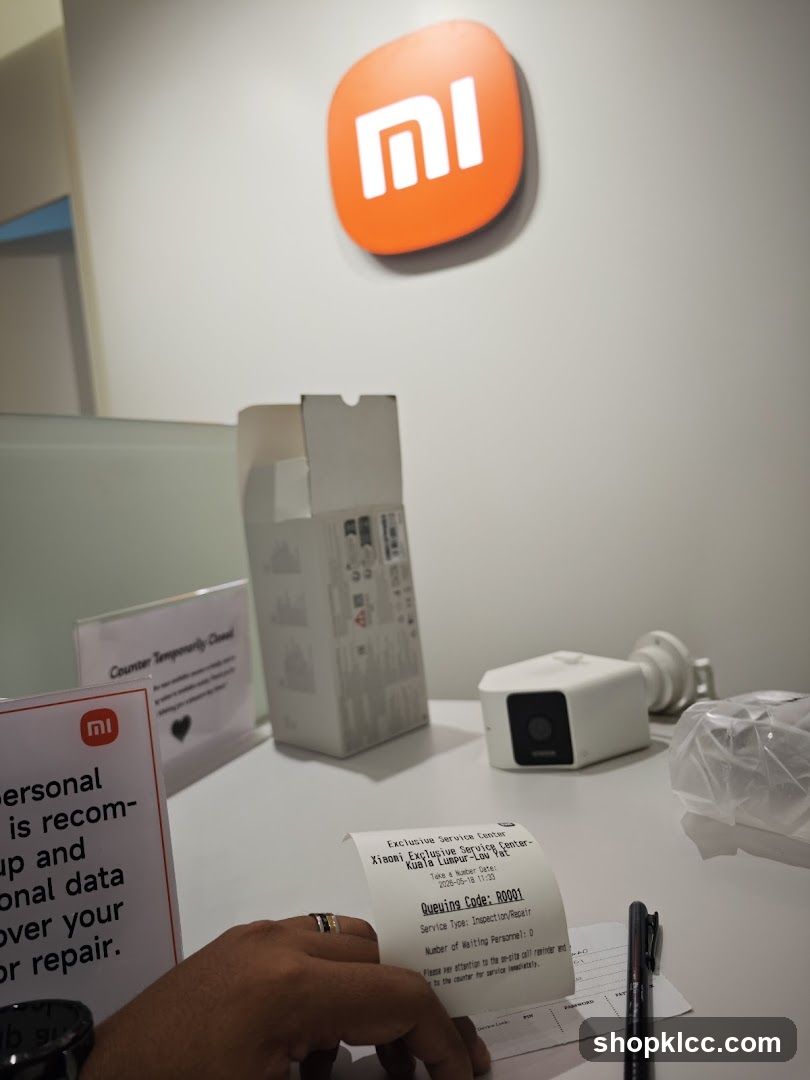 Xiaomi Service Center Counter