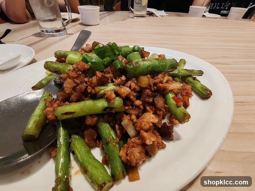 Stir-fried Green Beans with Minced Meat