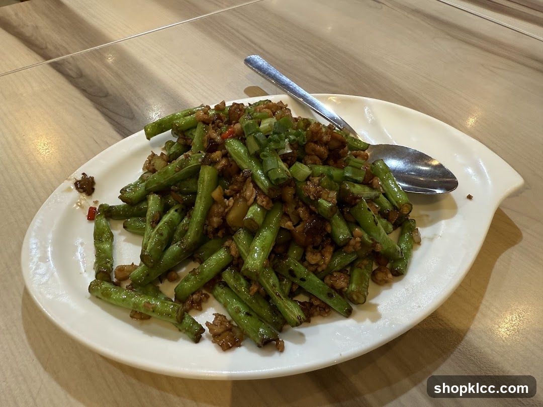 Stir-fried Green Beans with Minced Meat