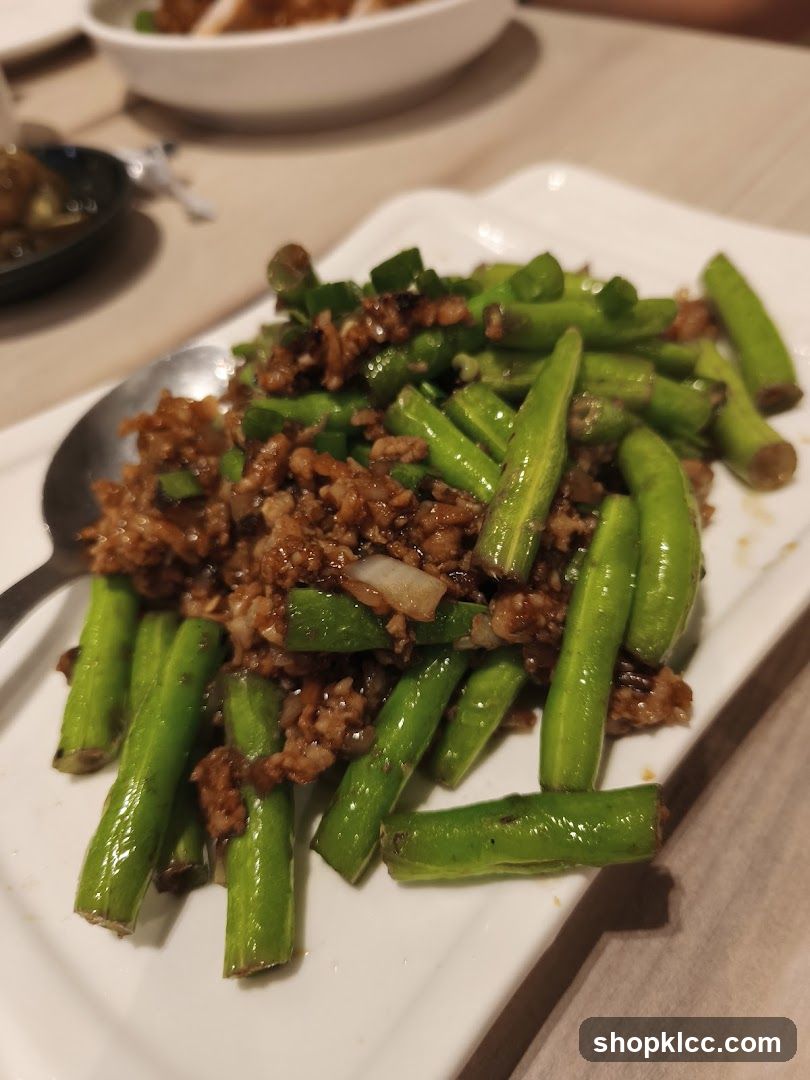 Stir-fried Green Beans with Minced Meat