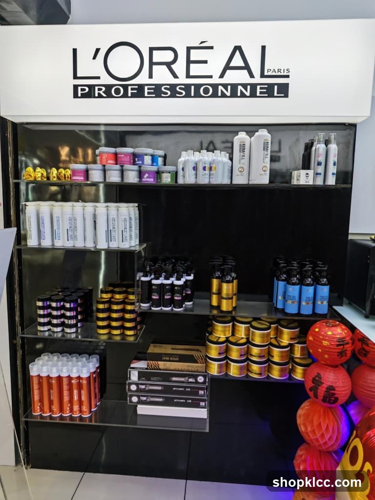 L'Oréal Professionnel Products Display