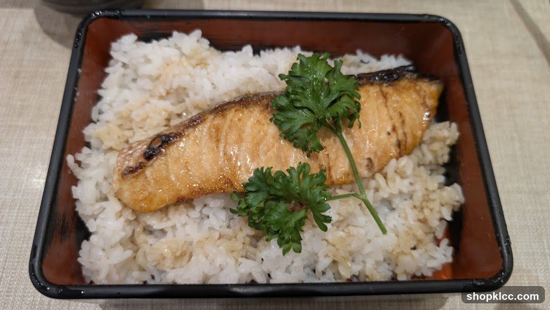 Grilled Salmon with Rice