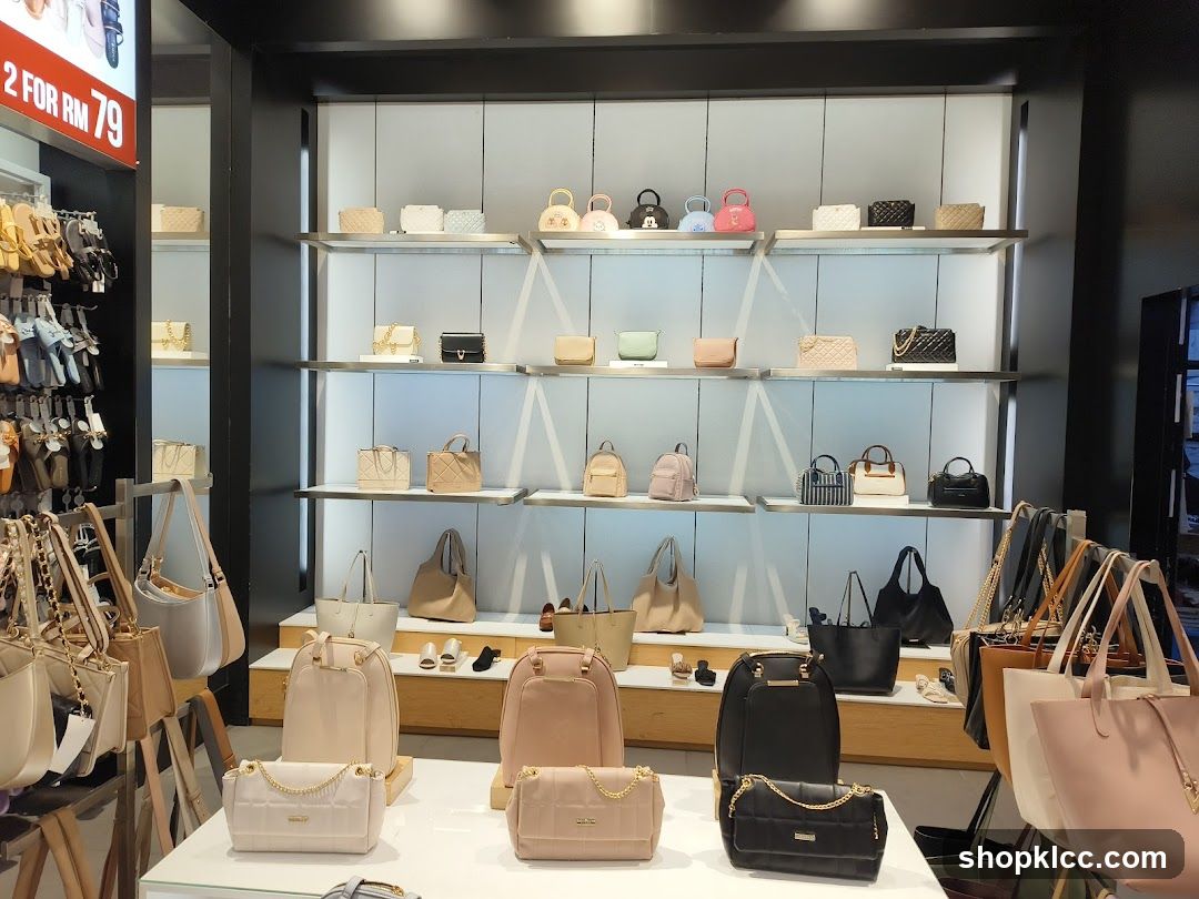 Handbag Display