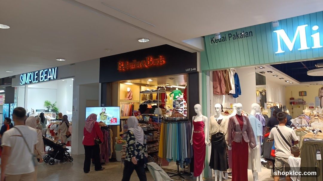 Mall storefronts