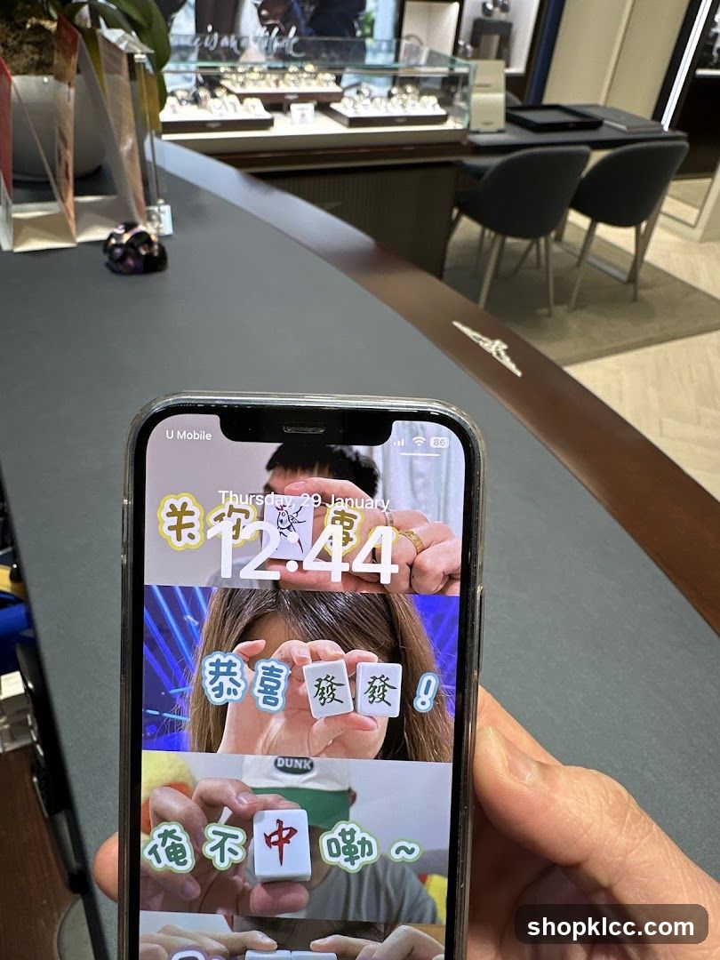 Phone Lock Screen with Mahjong Tiles