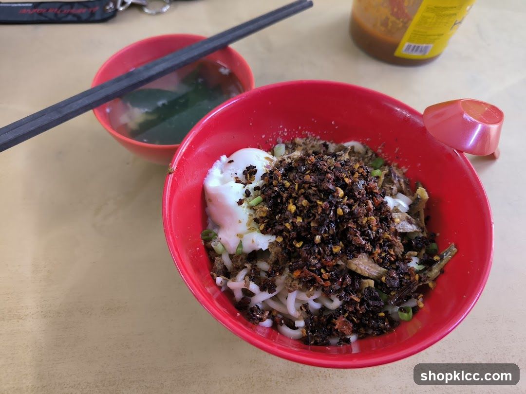Noodles with Toppings