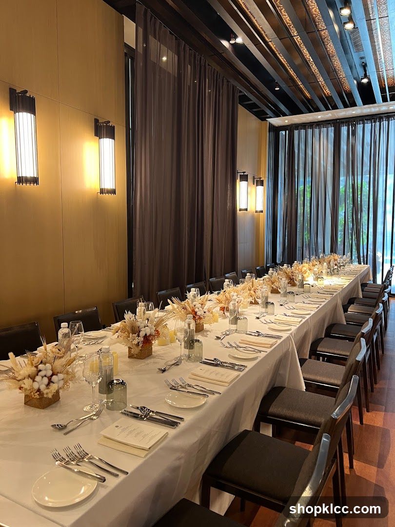 Elegant Dining Table Setup