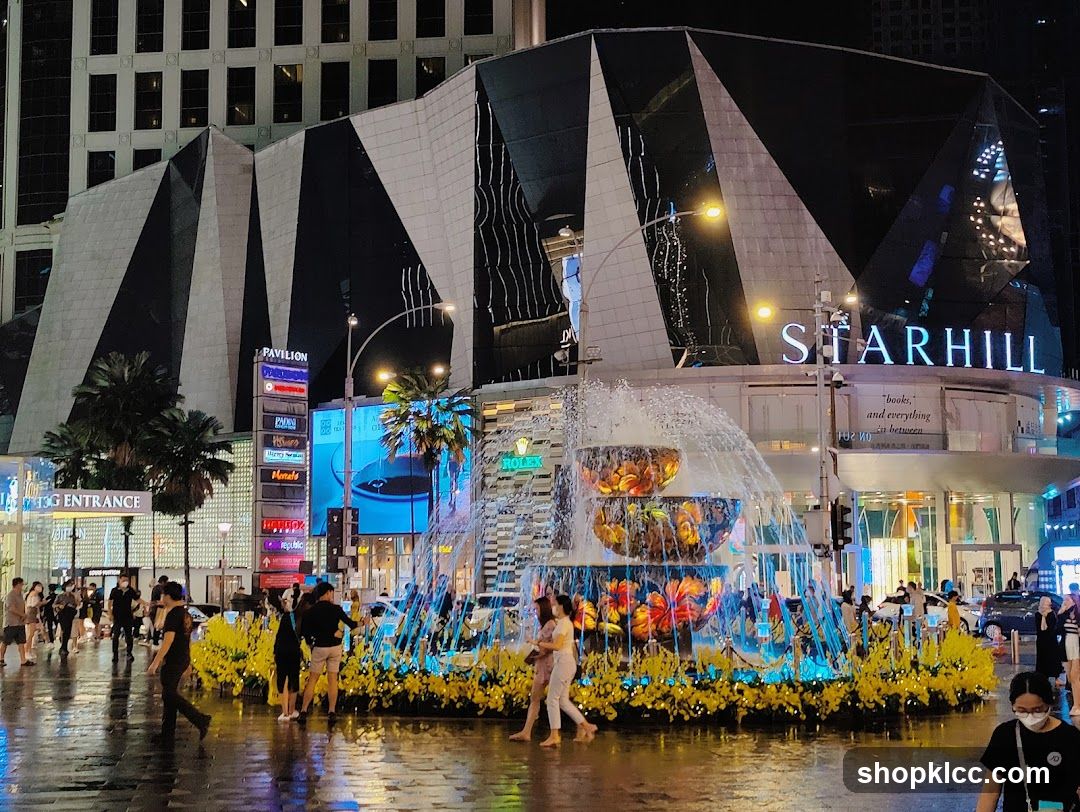 Starhill Boulevard Night Scene
