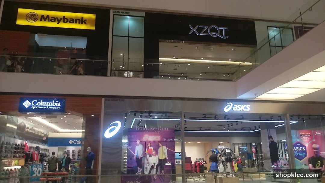 Shopping Mall Storefronts