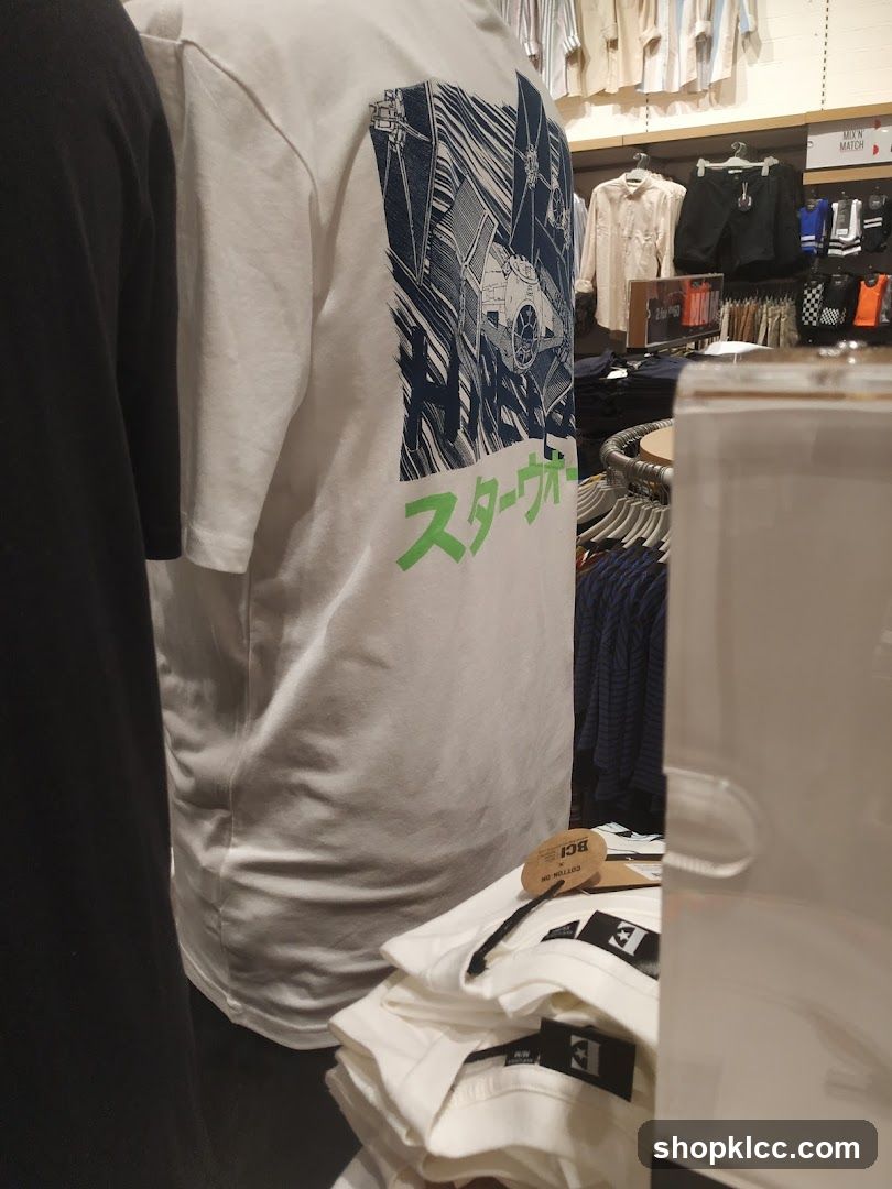 Star Wars T-shirt in Store