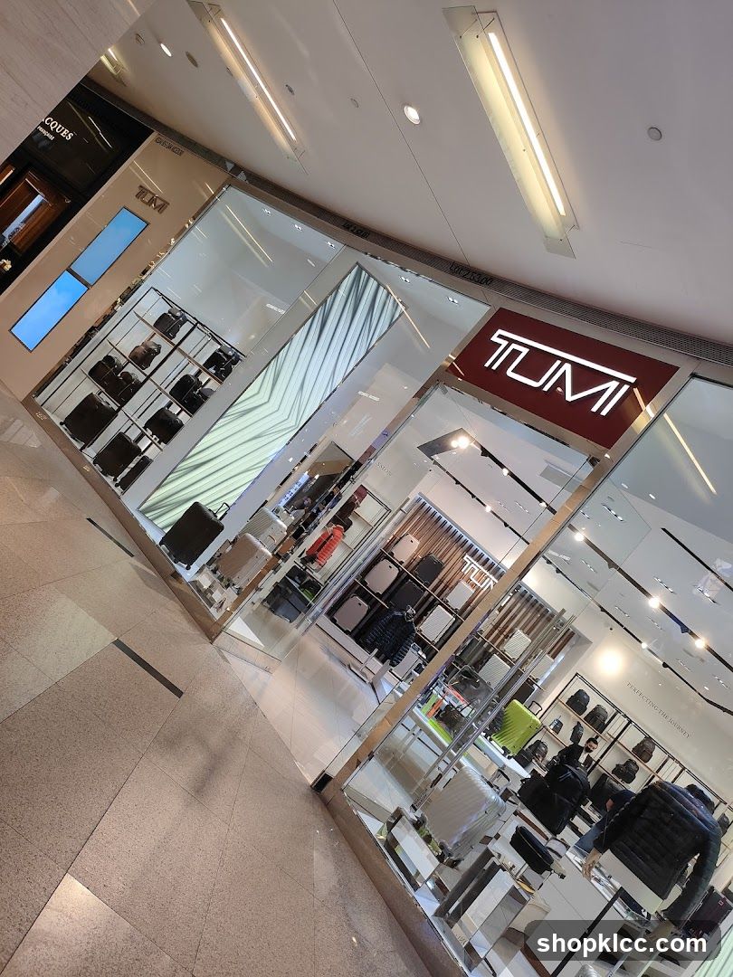 TUMI Storefront