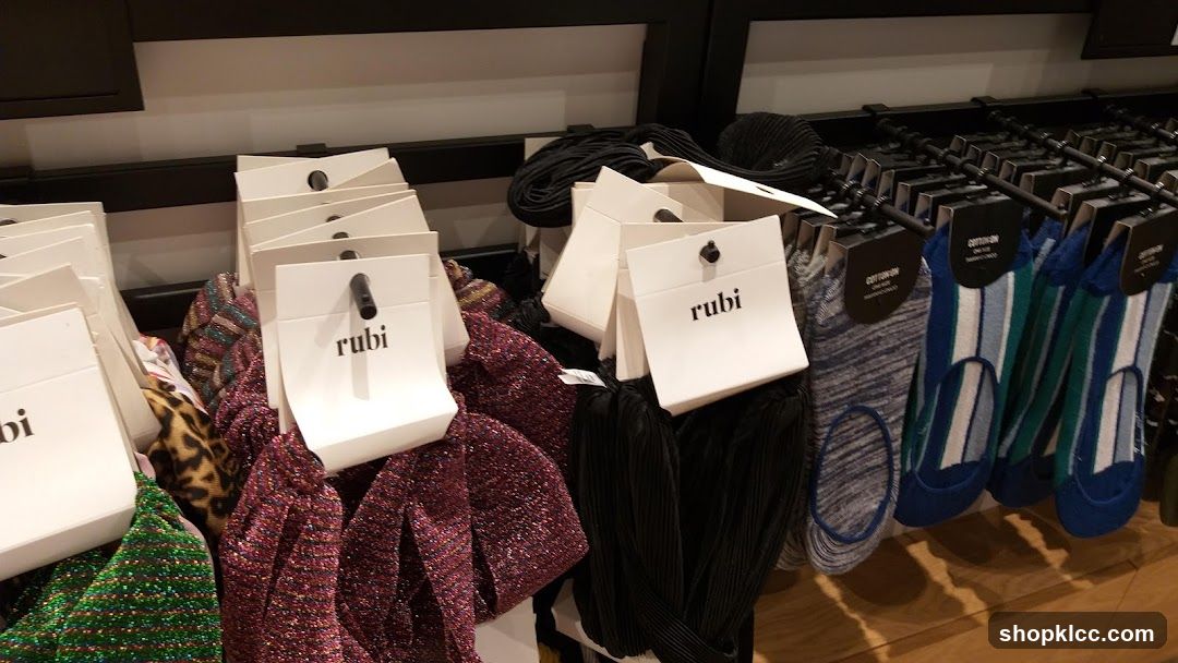 Rubi Socks Display