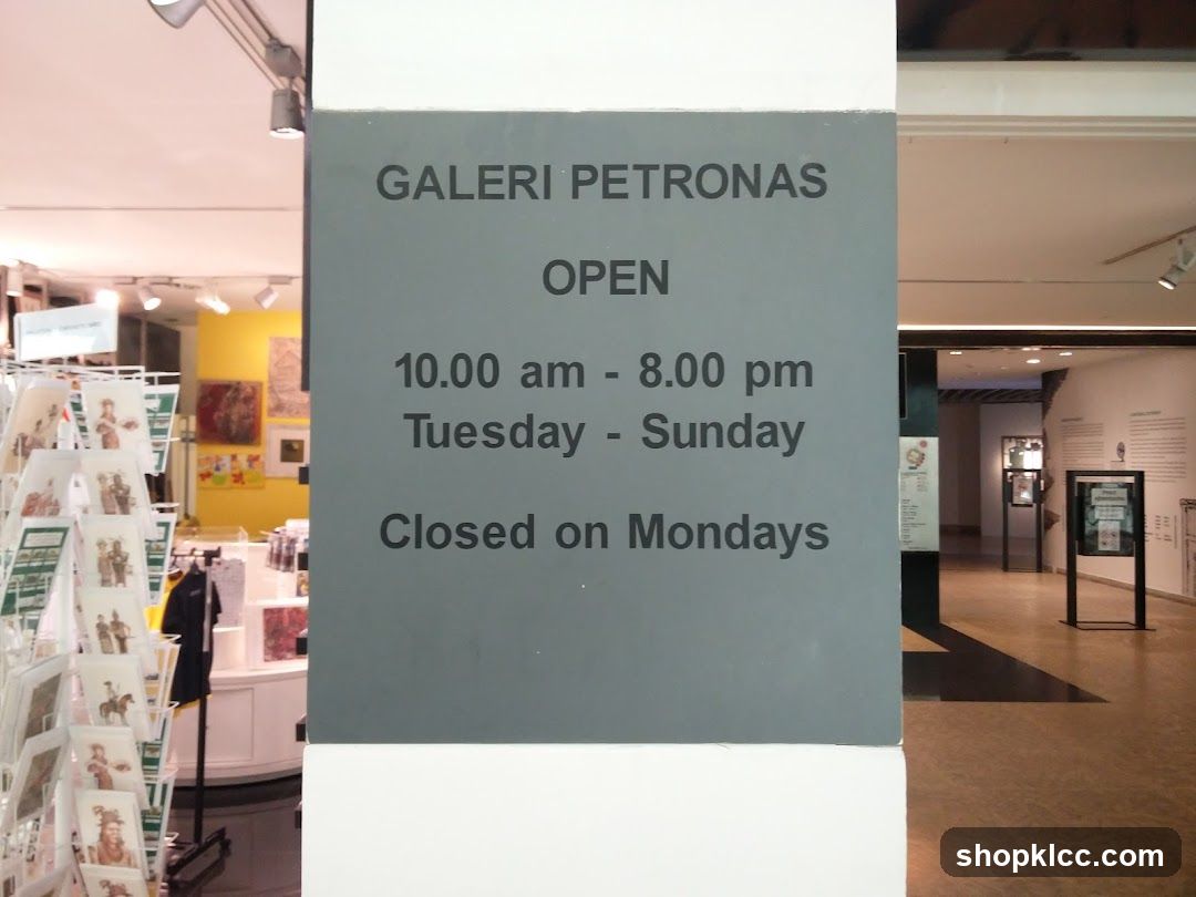 Galeri Petronas Information Sign