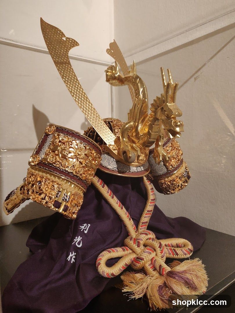 Golden Samurai Helmet with Dragon Decoration