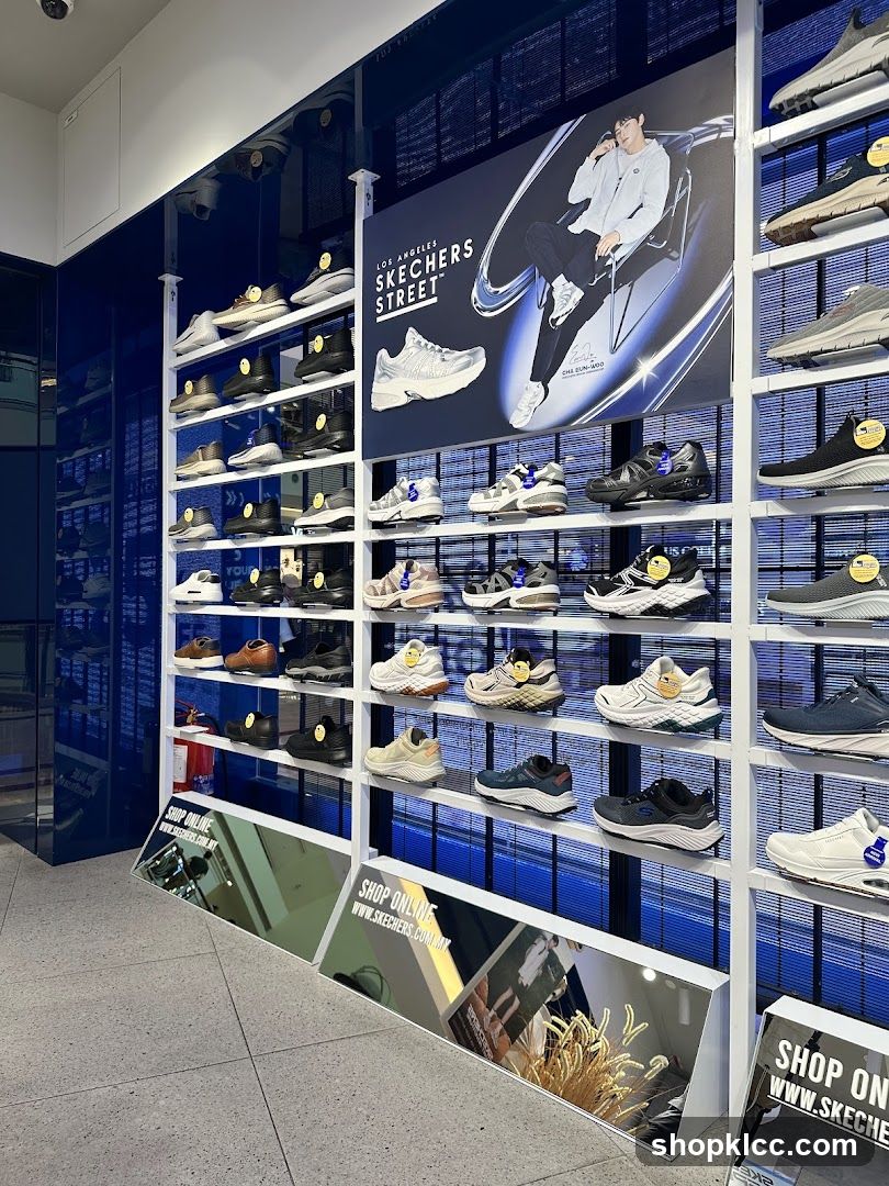 Skechers Street Store Display