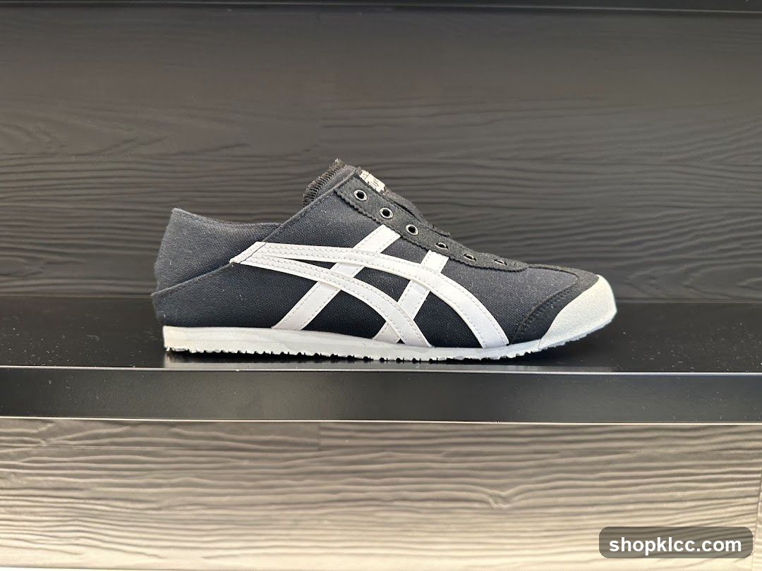 Black and white sneaker