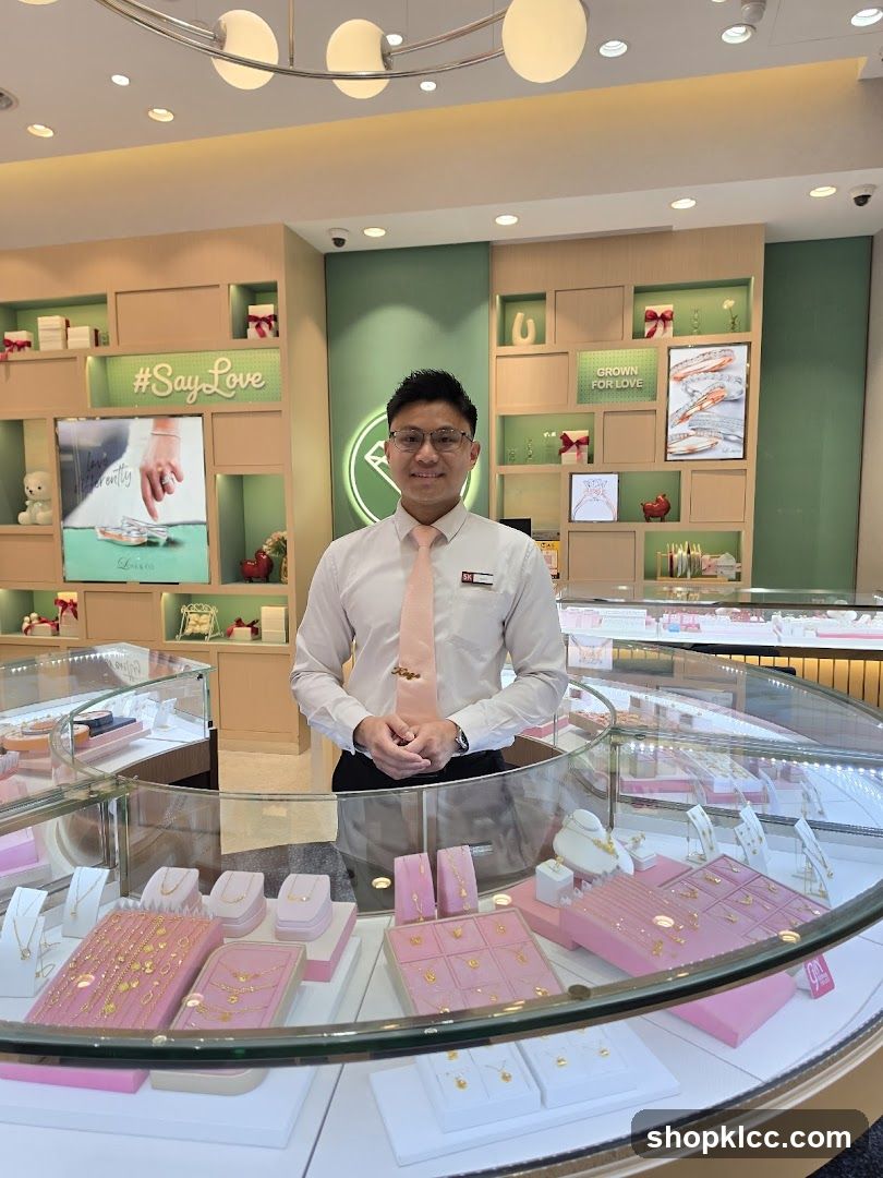 Jewelry Store Display