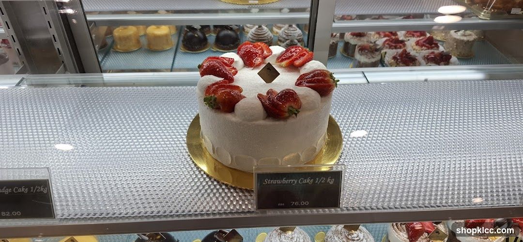 Strawberry Cake