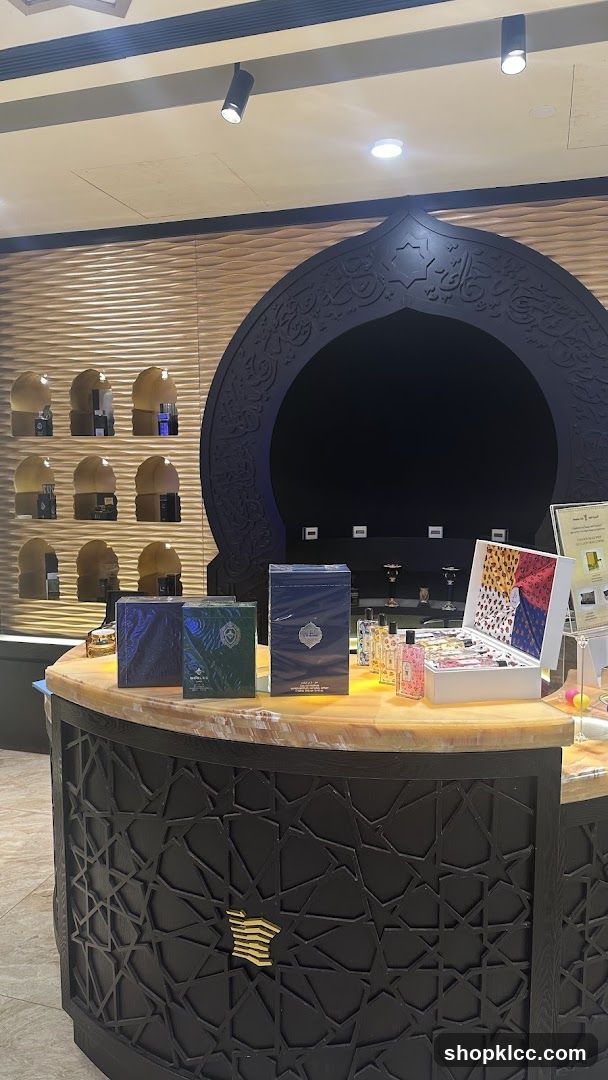 Perfume Display Counter