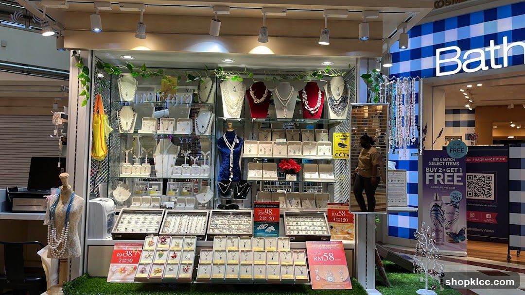 Jewelry Store Display